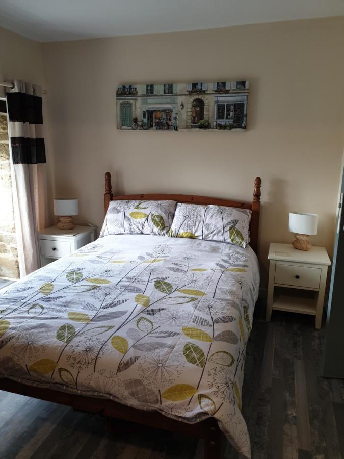 Le Petit Dragon Bed & Breakfast Plumaudan Eksteriør bilde