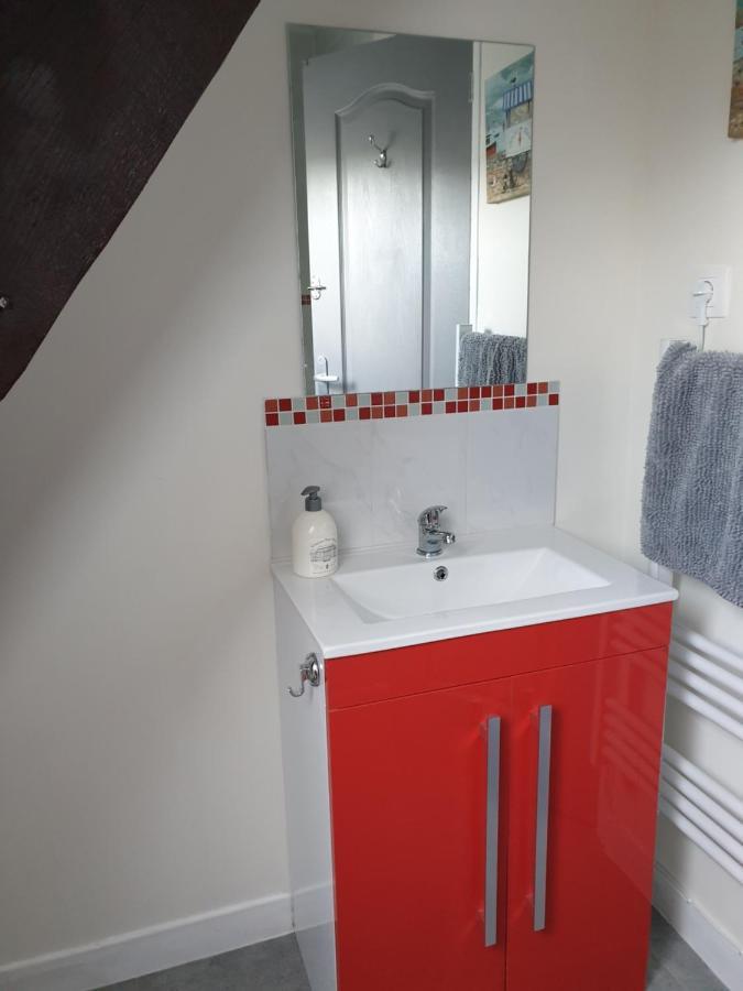 Le Petit Dragon Bed & Breakfast Plumaudan Eksteriør bilde